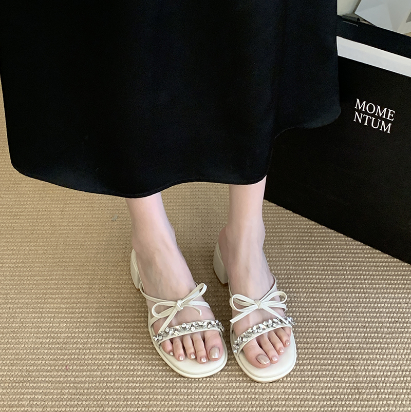 French Style Rhinestone Bow Slippers for Women 2025 Summer New Design Silver Open Toe Sandals - Image 3