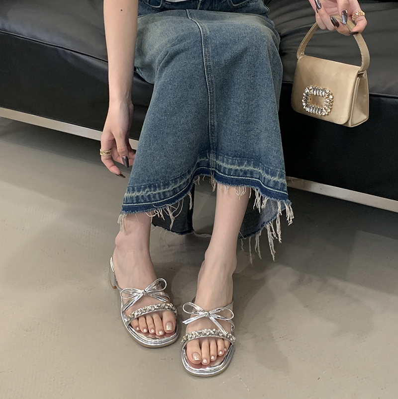 French Style Rhinestone Bow Slippers for Women 2025 Summer New Design Silver Open Toe Sandals - Image 4