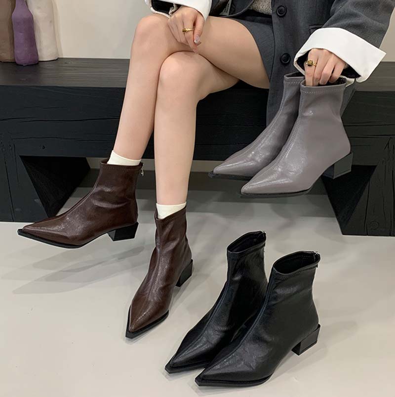 Pointed Toe Short Boots Women Chunky Heel Fashion 2025 New Small Height Increasing Slim Boots Soft Leather Mid Heel Martin Boots