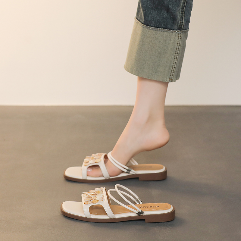 Summer New Bohemian Beaded Flat Open Toe Sandals for Women with Shell Decoration Two-Way Wear - Image 3